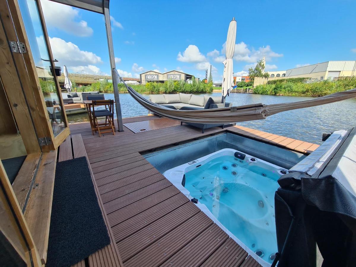 Wikkelboats @ Tramkade Den Bosch Villa Orthen Ngoại thất bức ảnh
