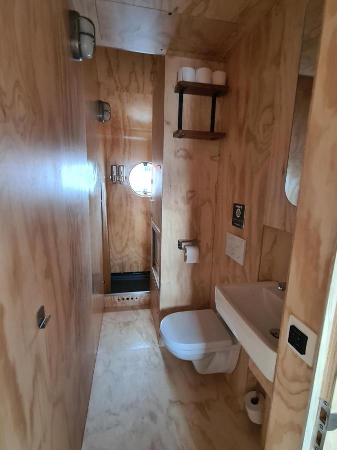 Wikkelboats @ Tramkade Den Bosch Villa Orthen Ngoại thất bức ảnh